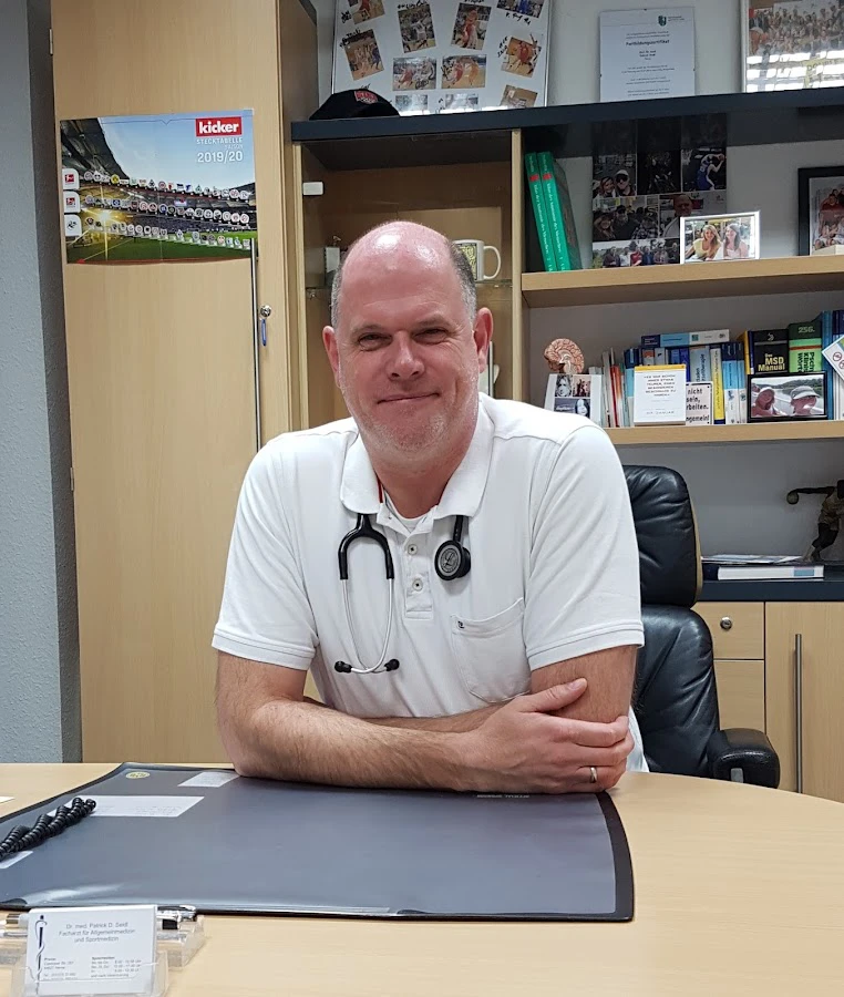 1 - Frau Dr. med. Christiane Schnitzler