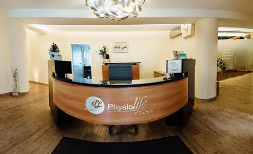 2 - Frau Dr. med. Christine Sitz