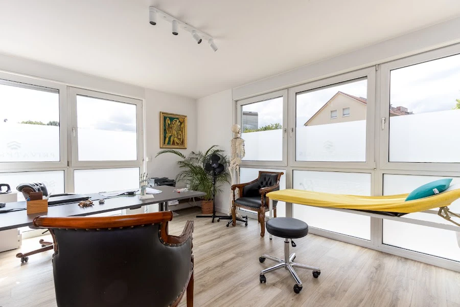 1 - Frau Dr. med. Cosima Lippe