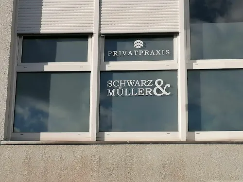 2 - Frau Dr. med. Cosima Lippe