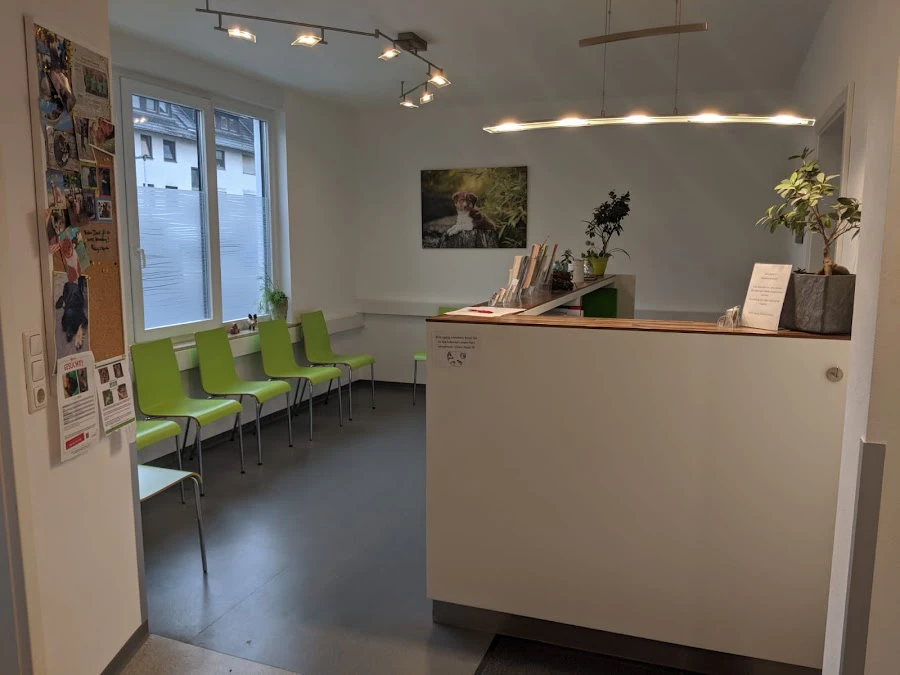 1 - Frau Dr. med. Dagmar Schatz