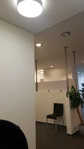 3 - Frau Dr. med. dent. Annette Wardas