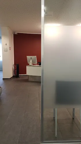 2 - Frau Dr. med. dent. Annette Wardas