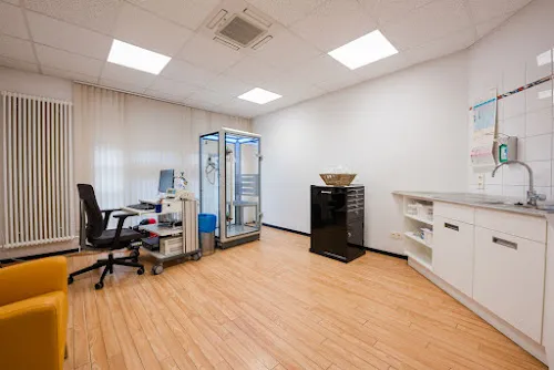 1 - Frau Dr. med. Elisabeth Burfeind