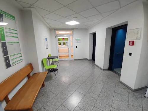 2 - Frau Dr. med. Elisabeth Burfeind