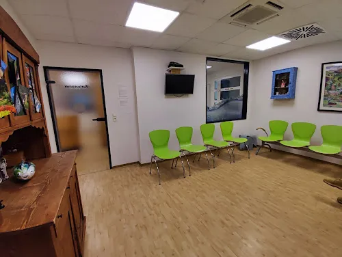 4 - Frau Dr. med. Elisabeth Burfeind