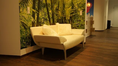 3 - Frau Dr. med. Emina Wamser