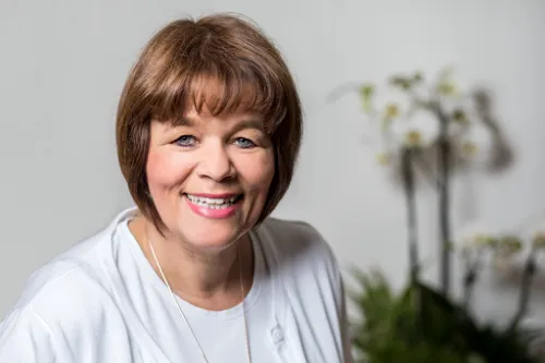3 - Frau Dr. med. Eva-Maria Pladeck