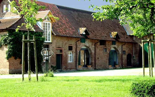 2 - Frau Dr. med. Gabi Brückmann