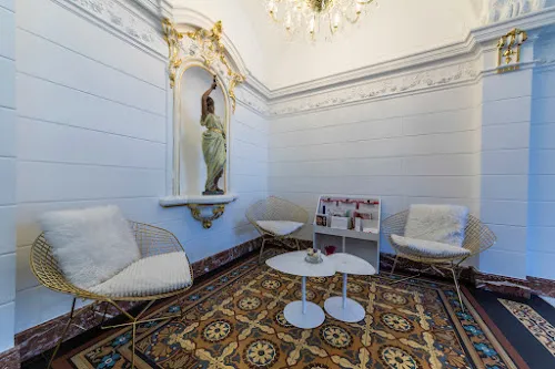 8 - Frau Dr. med. Gabriele Feeken-Wiegand