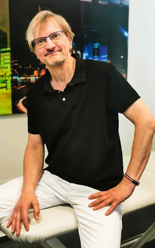 1 - Frau Dr. med. Gabriele Haas