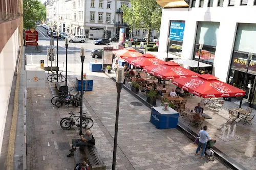 3 - Frau Dr. med. Gülsen Vural-Bozyigit