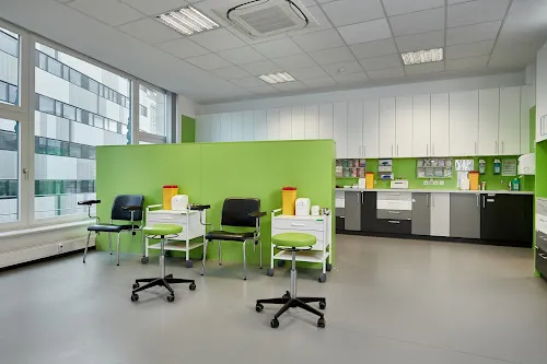 3 - Frau Dr. med. Kerstin Kluge