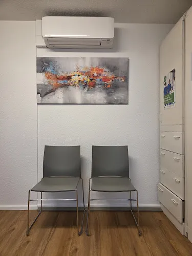 5 - Frau Dr. med. Sabine Grüßner