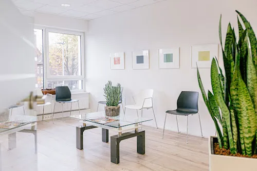 3 - Frau Dr. med. Susanne Schmitz