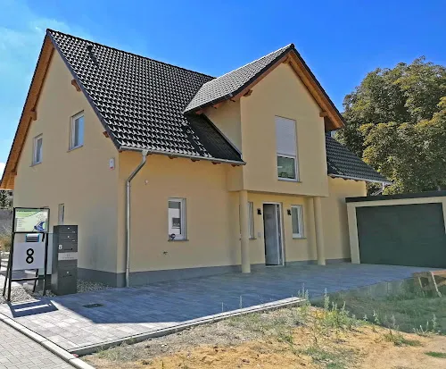 1 - Frau Dr. med. Ulrike Wartini