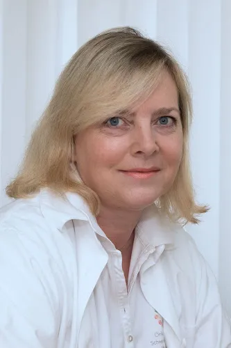 3 - Frau Elisabeth Roeder-Riemke