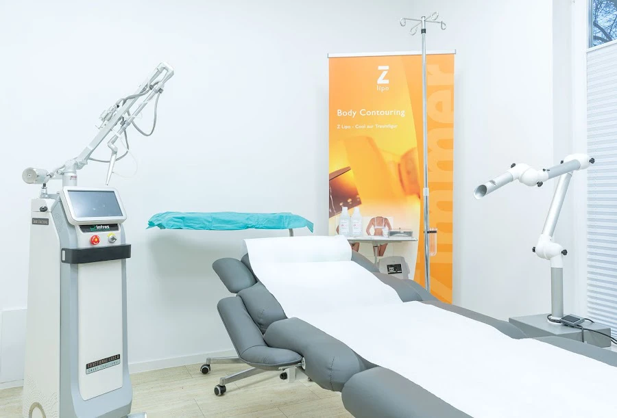 1 - Frau Monika Peter-Giglio