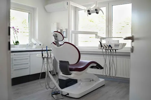 2 - Frau Ortrud Kurz