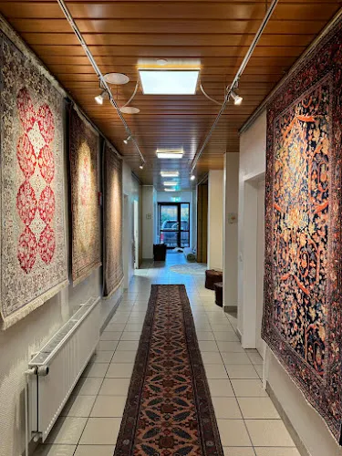 7 - Frau Stefanie Scholz