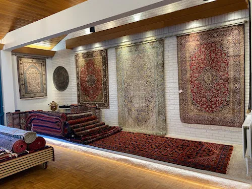 4 - Frau Stefanie Scholz