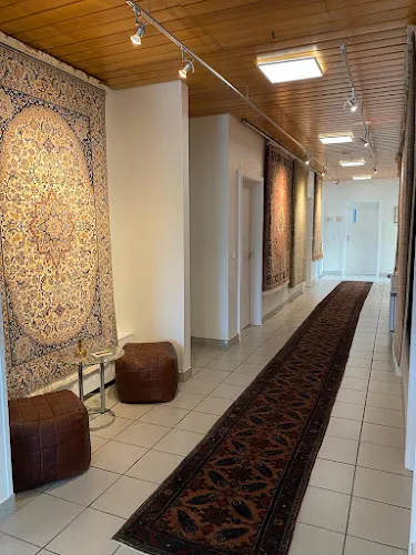 3 - Frau Stefanie Scholz