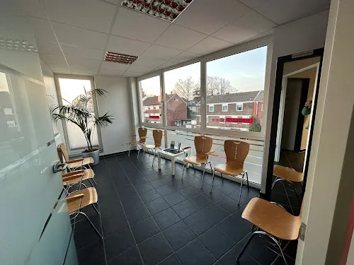 3 - Frau Theresa Rasch-Nawrath