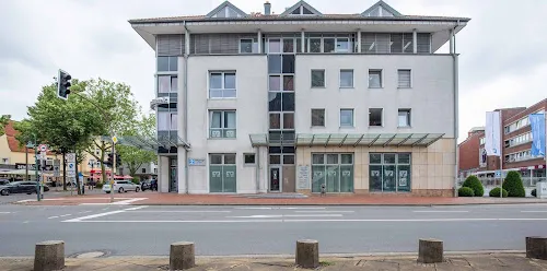 3 - Frau Ümran Kantar