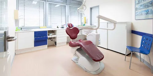 2 - Frau Ümran Kantar