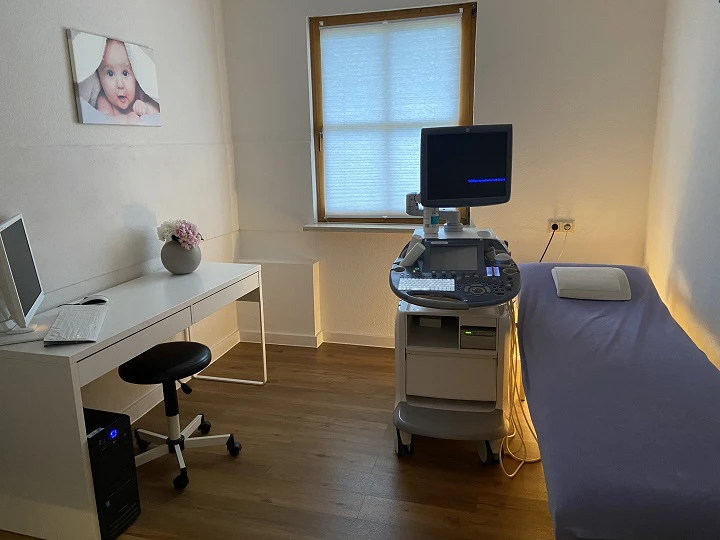 1 - Frauenarztpraxis Herr Christoph Henning