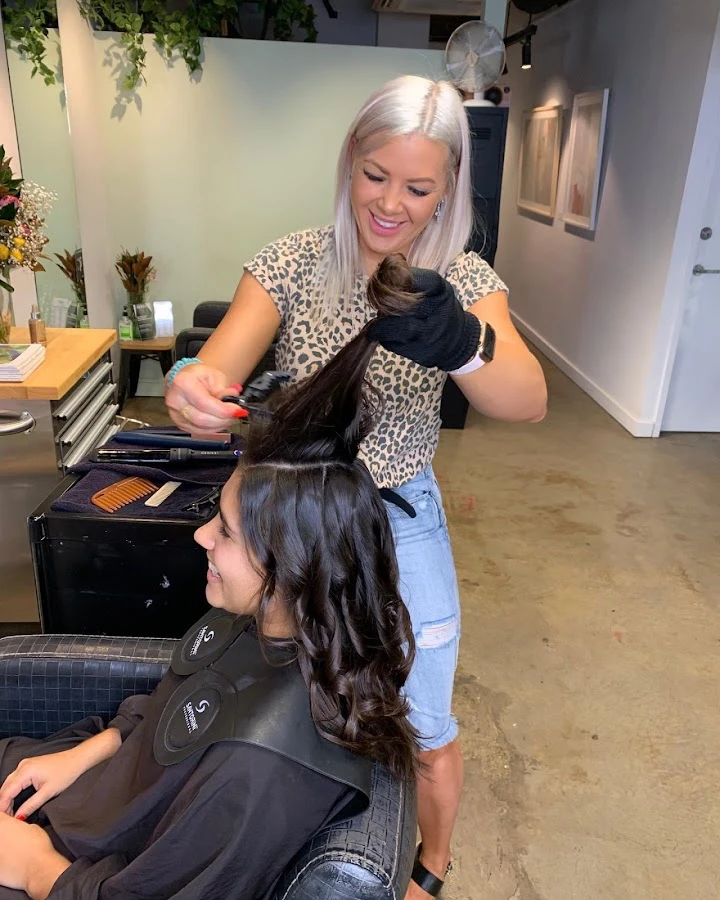 1 - Friendly Nails and Beauty