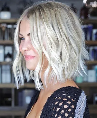 5 - Friendly Nails and Beauty