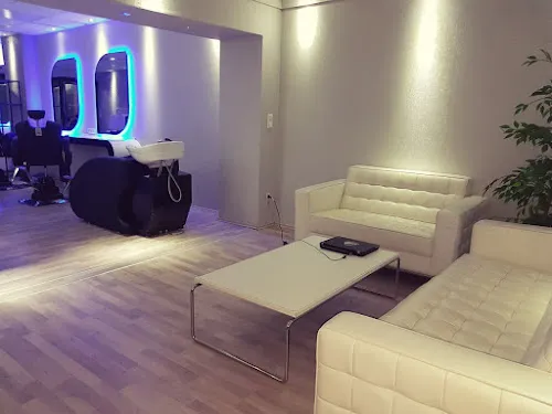 4 - Friends Hair Lounge