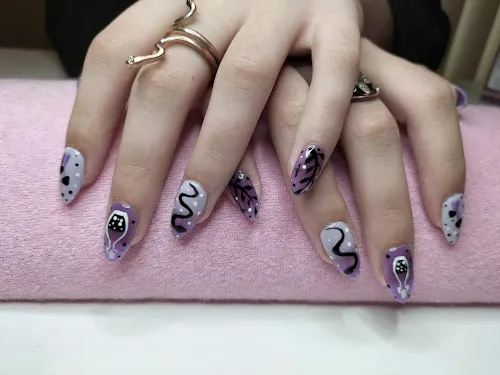 5 - Fringe Dwellers Hair Studio