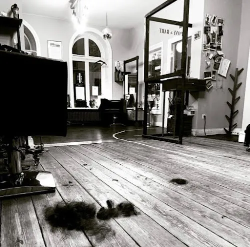 7 - Friseur Andreas Holtz