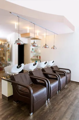 3 - Friseur Dileks Hairstyle