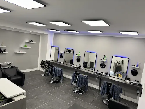 2 - Friseur Hirsch Cut