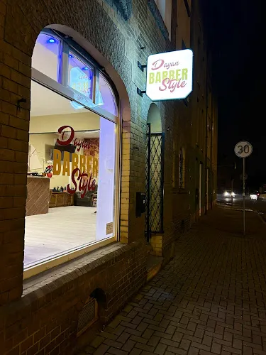 2 - Friseur-Kosmetik JUST MEN