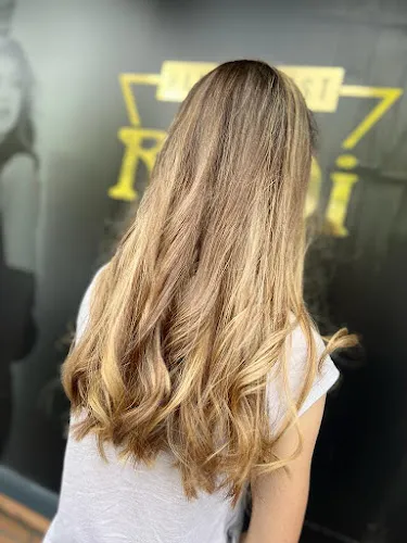 3 - Friseur Rinteln . Hairstylist Rodi