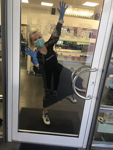 2 - Friseursalon Anna Misirli