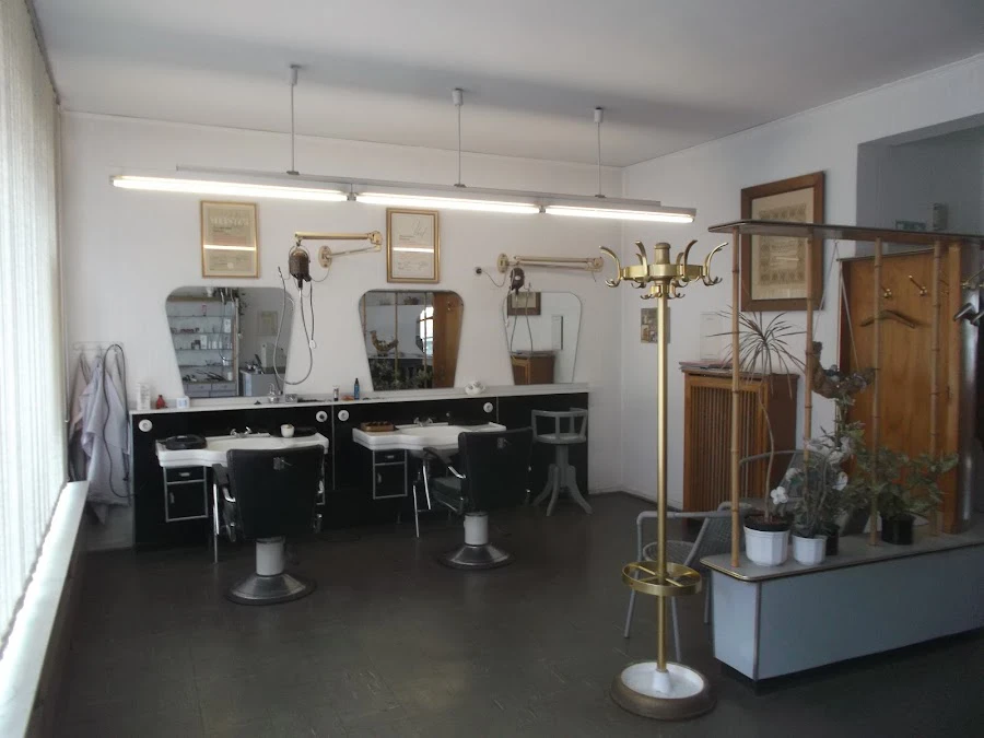 1 - Friseursalon Boland