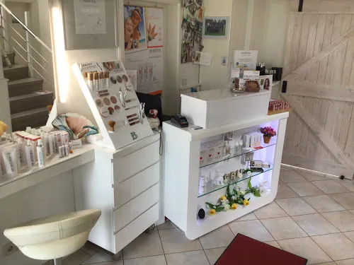 5 - Friseursalon Haarmonie Inh. Birgit Lawrenz