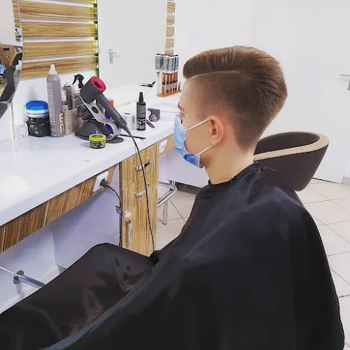 5 - Friseursalon Infinity Meinersen