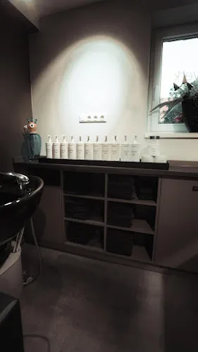 5 - Friseursalon La Haarpracht Inh. Jean Kiauka