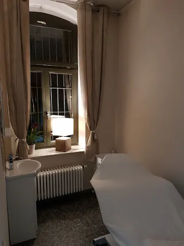 3 - Friseursalon Transparent