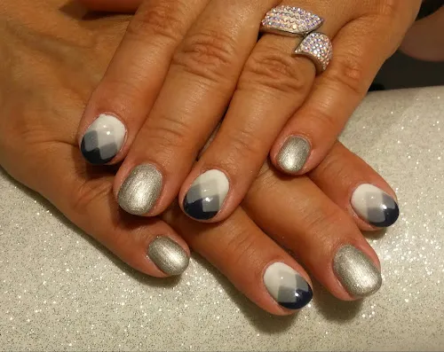 2 - Friseursalon Weise