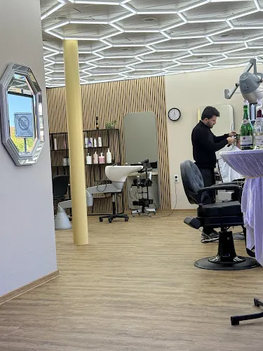 3 - Friseurstudio Baden