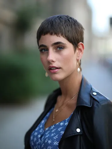 8 - Friseurstudio Baden