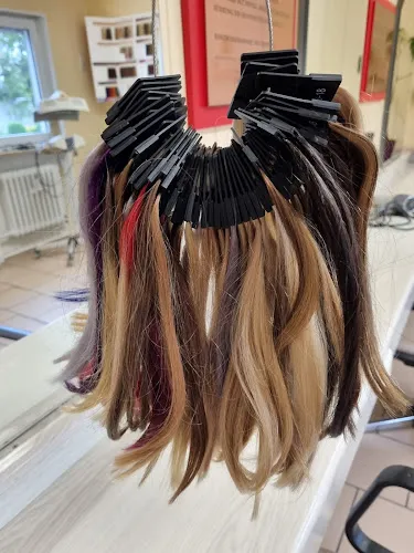 2 - Friseurstudio Haarscharf