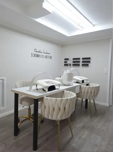 2 - Frisier Zone Marina Marchel